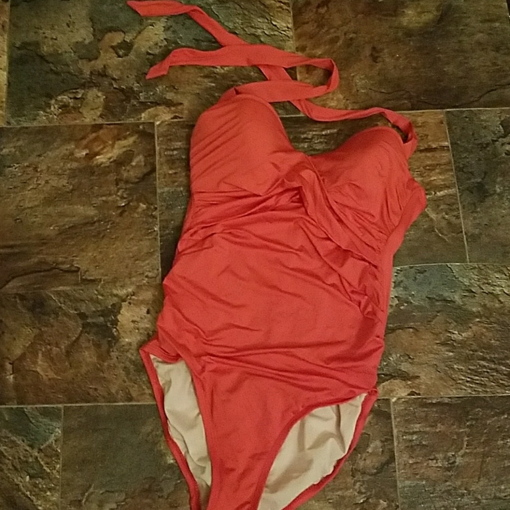 One Piece Swimsuit Size S Never Worn